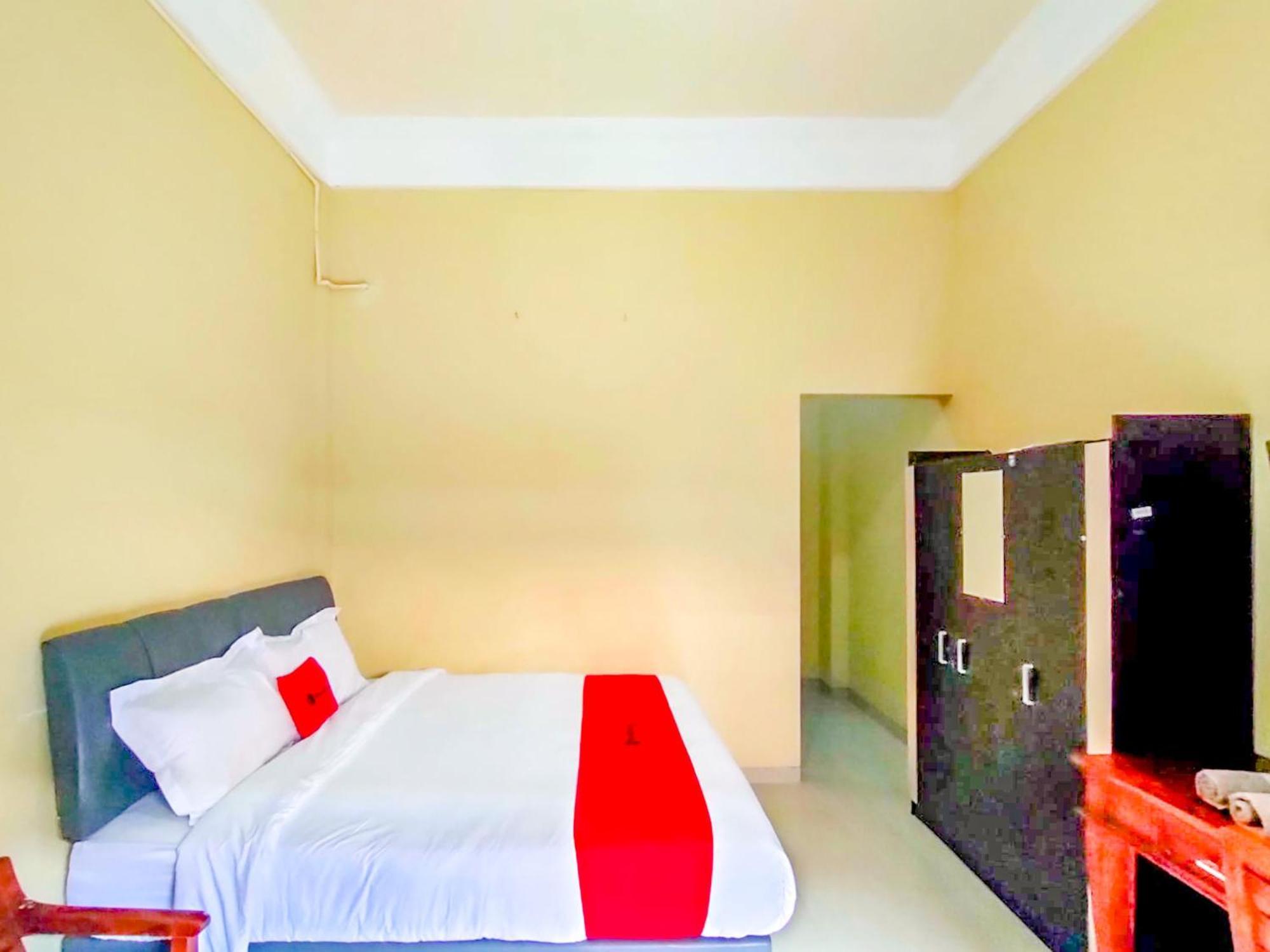 Reddoorz At Kutisari 2 Surabaya