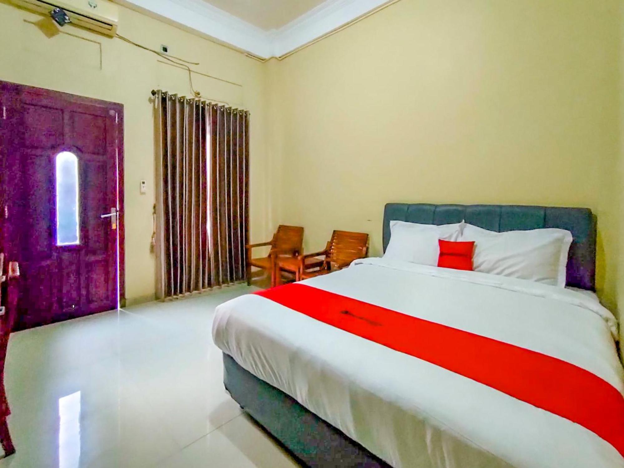 Reddoorz At Kutisari 2